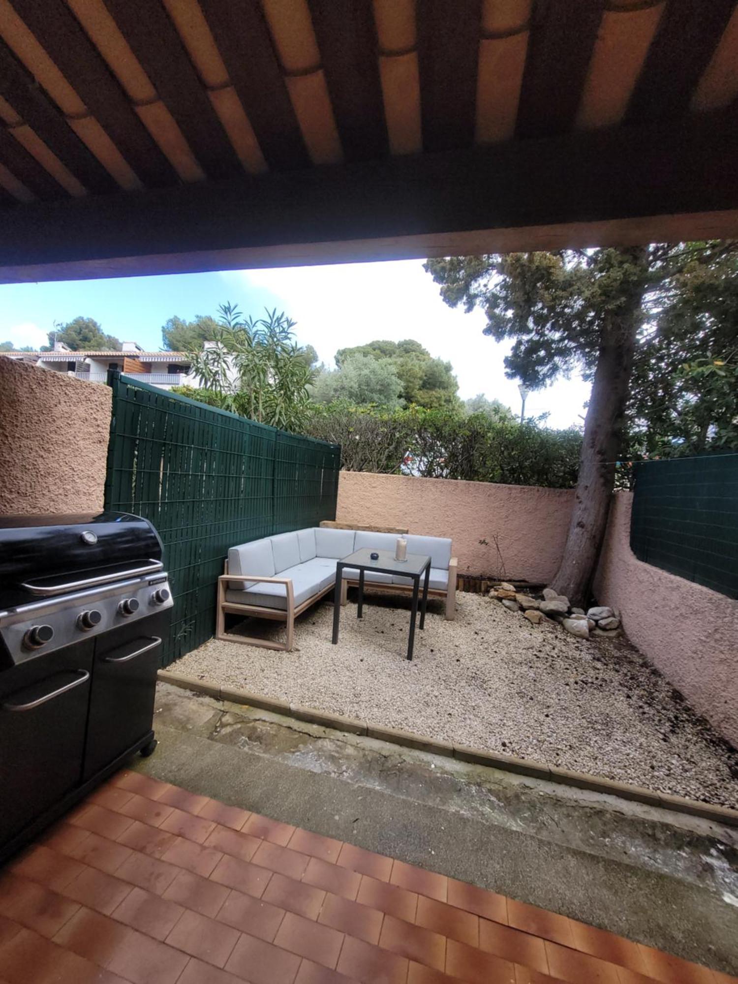 Apartment Avec Jardin Proche *